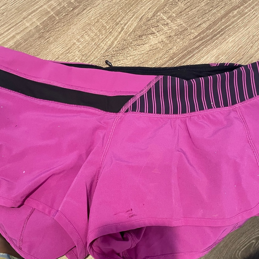 Lulu lemon speed up shorts